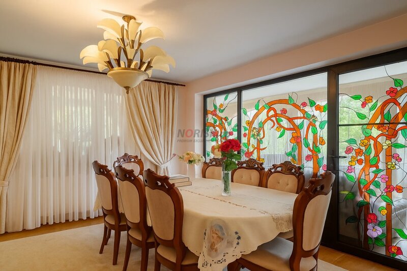 Snagov, vila de exceptie, eleganta, rafinament si durabilitate