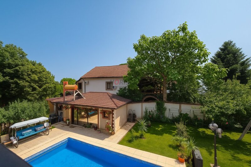 Snagov, vila de exceptie, eleganta, rafinament si durabilitate